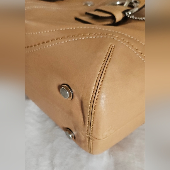 Coach Glove-Tanned Camel Y2K Buckle Soho #f12304 - Picture 8 of 10